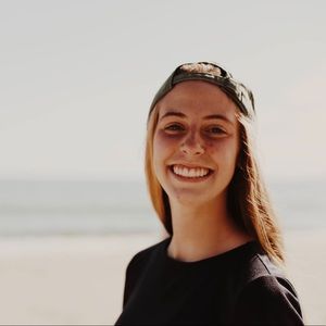 Meet your Posher, Claire